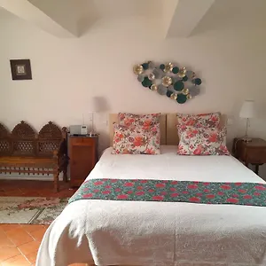 https://la-cachette-village.fr-provencehotel.com